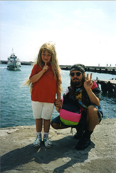 Когдато в 90х в Крыму с дочкой КАТЯ, наверно около Ялтинского мола