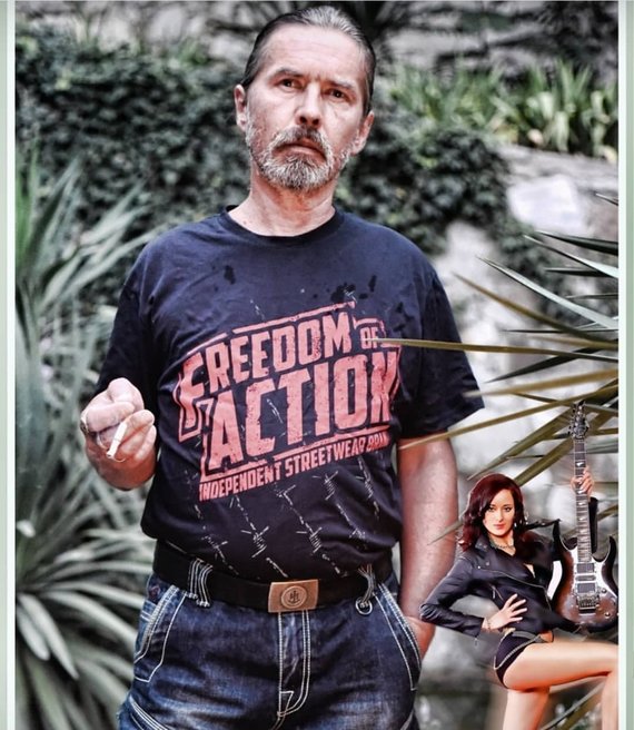 На концерте можно будет приобрести футболки от ломовейшего бренда freedom-of-action