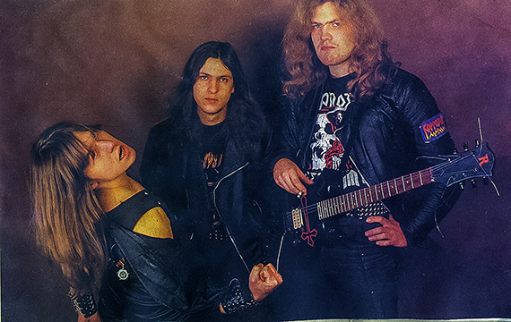 Чтение Новогодних книг ПАУКа - продлевает жизнь!