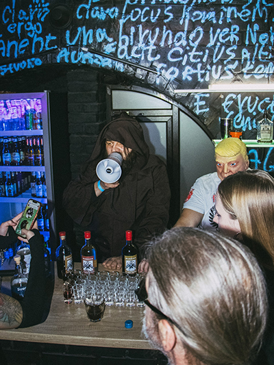 ПАУК презентовал Сиськи - бабы Гришки Распутина