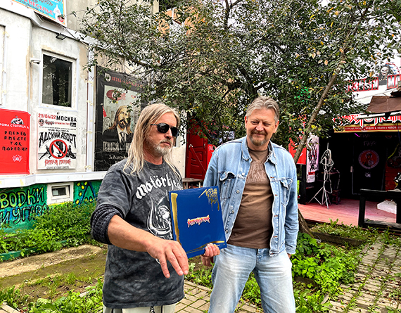 ПАУК дико обмыл, выход двойного винила «Легенды Русского Рока - КОРРОЗИЯ МЕТАЛЛА», куда вошли самые забойные хиты всех времён