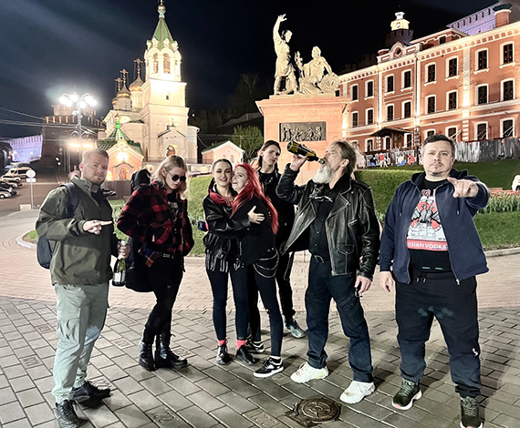 Цунары горцы и монголо- китайцыы, и прочее мудачье нас не интересовали