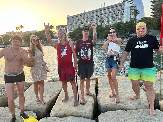 Хеппи Бёздэй ту ТРАМП!