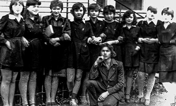 Июнь. 1983. Как мы выебали училку по Английскому