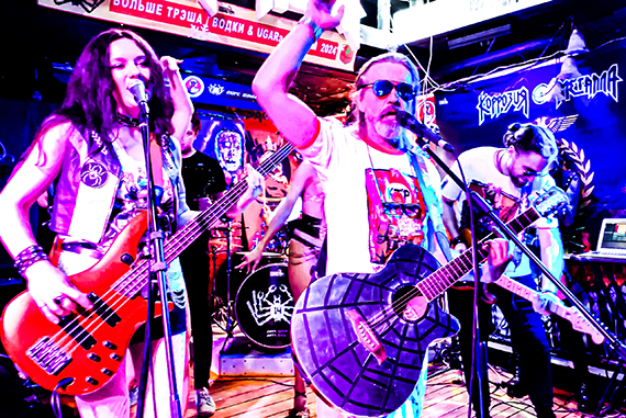 Футболка ПАУК - &laquo;DRACULA&raquo; 2026 = 3666р Вместе с Вампиром, попробуй кровь на вкус!