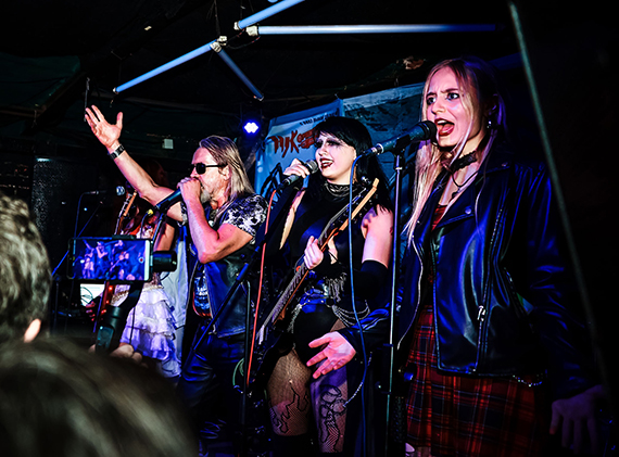 Хеппи Бёздэй - КАТЯ &laquo;Кити Кэт&raquo; 18 + и точка