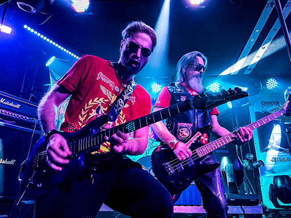 Гитарист КОРРОЗИЯ МЕТАЛЛА - Рэм САНЧИС празднует День Рождения