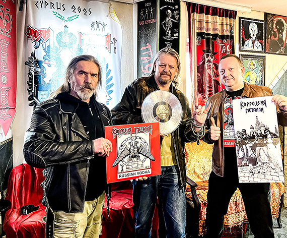 LP КОРРОЗИЯ МЕТАЛЛА - &laquo;RUSSIAN VODKA1993&raquo; Кружатца Виниловые Диски! На Водочной Игле!