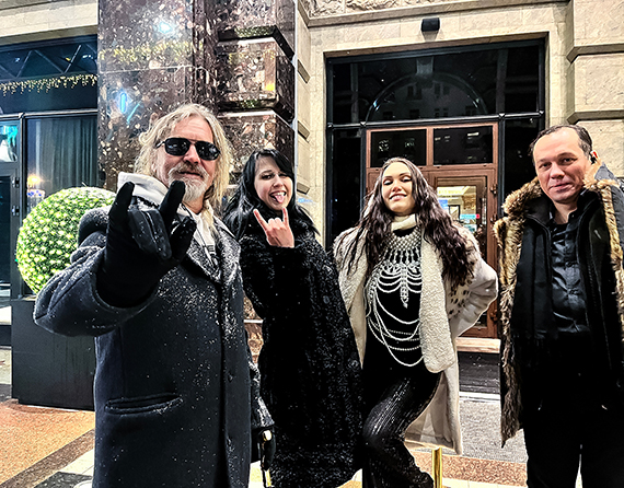 SEX x 4 + Зима, Севастополь шампанское и Чёрная Икра!