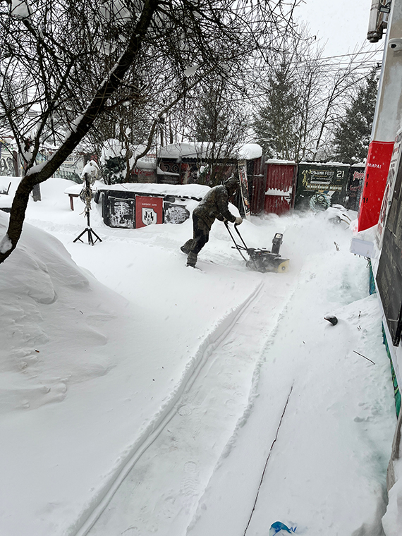 Экстрасенсы ЖКХ устроили снежный пиздец Москалям!